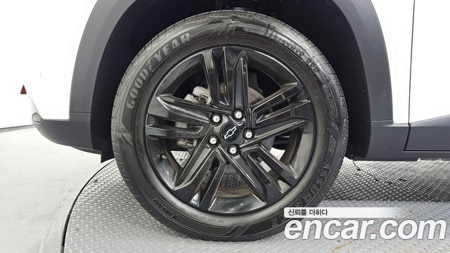 Chevrolet Trax Crossover 1.2 ACTIV 2025 — фото 5
