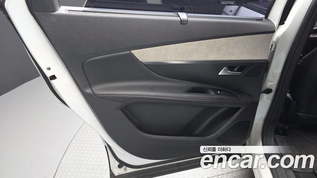 Peugeot 5008 (II) 2.0 BlueHDi GT 2019 — фото 25