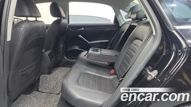 Volkswagen Passat 1.8 TSI B7 2015 — фото 12