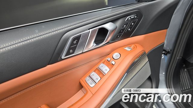 BMW X7 (G07) xDrive 40i Design Pure Excellence 7-Seater 2025 — фото 35