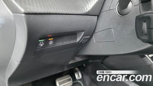 Peugeot 2008 (II) 1.5 BlueHDi GT Line 2021 — фото 23