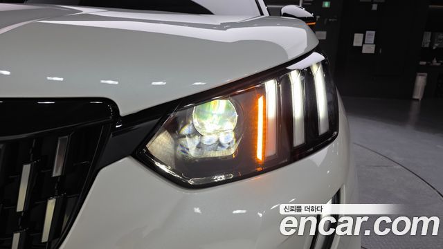 Peugeot 2008 (II) 1.5 BlueHDi GT Line 2021 — фото 28