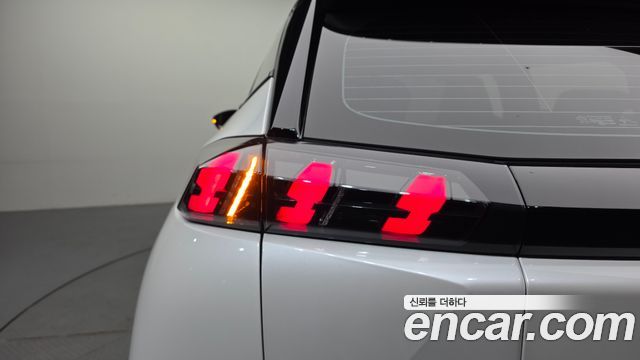 Peugeot 2008 (II) 1.5 BlueHDi GT Line 2021 — фото 29