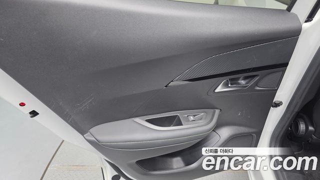 Peugeot 2008 (II) 1.5 BlueHDi GT Line 2021 — фото 31