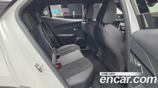 Peugeot 2008 (II) 1.5 BlueHDi GT Line 2021 — фото 32