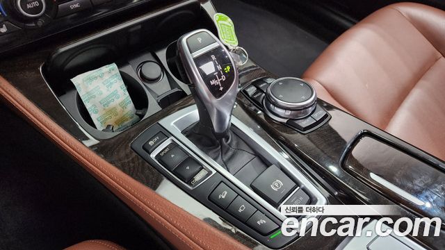 BMW 5 Series (F10) 528i xDrive M Aero Dynamic 2016 — фото 9