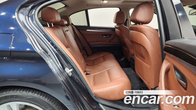 BMW 5 Series (F10) 528i xDrive M Aero Dynamic 2016 — фото 15