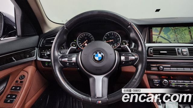 BMW 5 Series (F10) 528i xDrive M Aero Dynamic 2016 — фото 16
