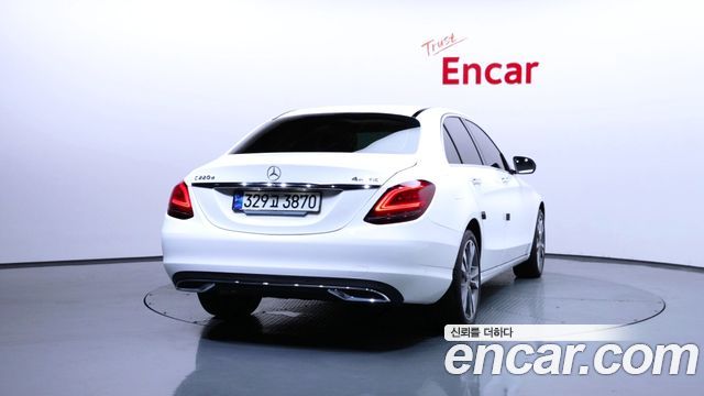 Mercedes-Benz C-Class (W205) C220 d 4MATIC 2021 — фото 4
