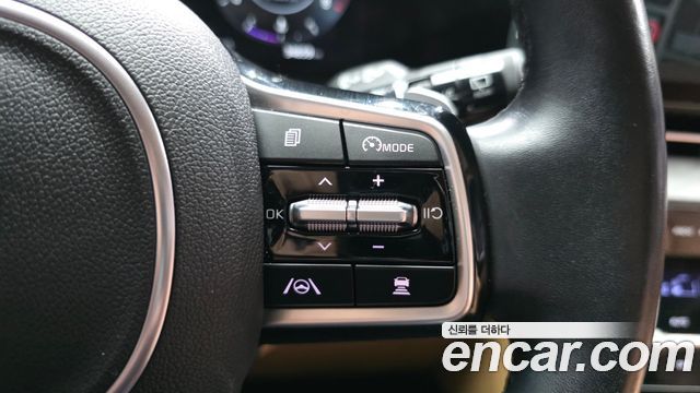 Kia Carnival (IV) Gasoline 7-Seater Noblesse 2022 — фото 18