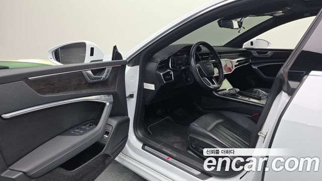 Audi A7 (4K) 45 TDI Quattro Premium 2020 — фото 10