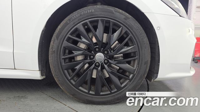 Audi A7 (4K) 45 TDI Quattro Premium 2020 — фото 27
