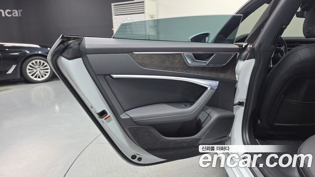 Audi A7 (4K) 45 TDI Quattro Premium 2020 — фото 31