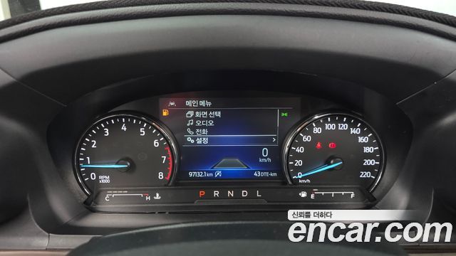 Ford Explorer (VI) 2.3 LimIted 4WD 2021 — фото 8