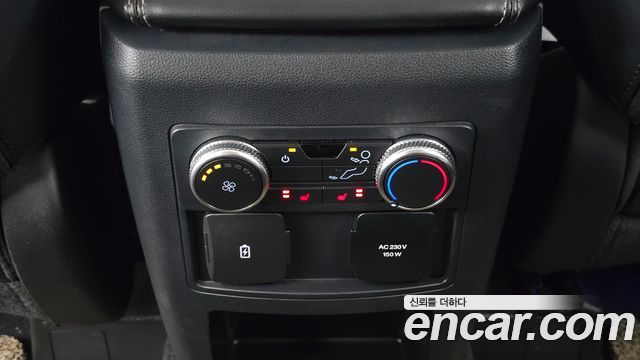 Ford Explorer (VI) 2.3 LimIted 4WD 2021 — фото 19
