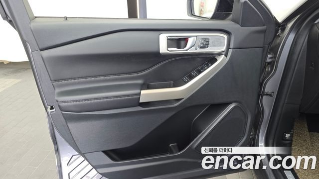 Ford Explorer (VI) 2.3 LimIted 4WD 2021 — фото 24