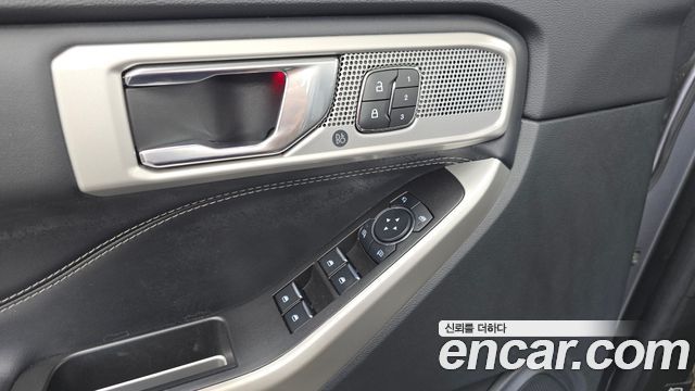 Ford Explorer (VI) 2.3 LimIted 4WD 2021 — фото 28