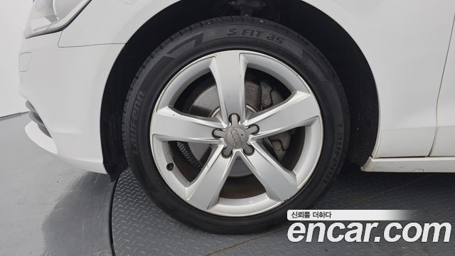 Audi A6 2.0 TDI Dynamic C7 2013 — фото 5