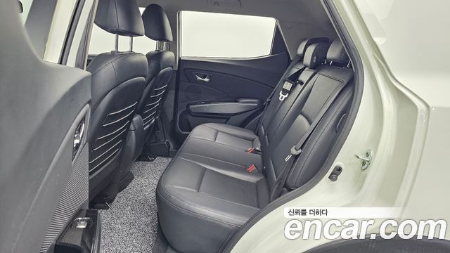 KG Mobility (SsangYong) Very New Tivoli Gasoline 1.5 2WD V3 2022 — фото 11