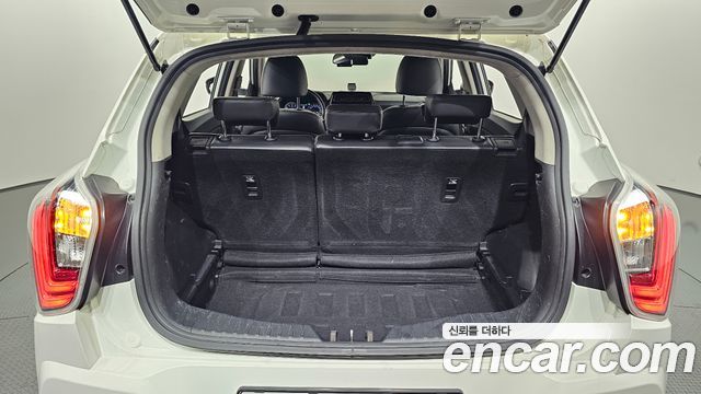 KG Mobility (SsangYong) Very New Tivoli Gasoline 1.5 2WD V3 2022 — фото 18