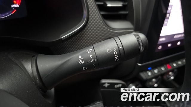 Renault Korea XM3 1.6 GTe Inspire 2024 — фото 17
