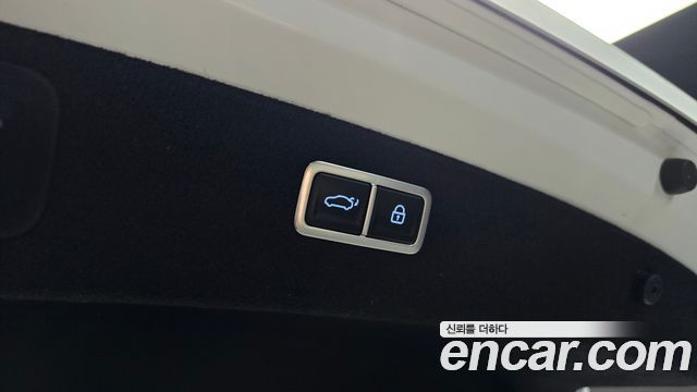 Genesis G80 (RG3) Gasoline 3.5 Turbo AWD 2025 — фото 17