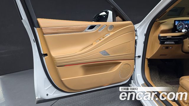 Genesis G80 (RG3) Gasoline 3.5 Turbo AWD 2025 — фото 24