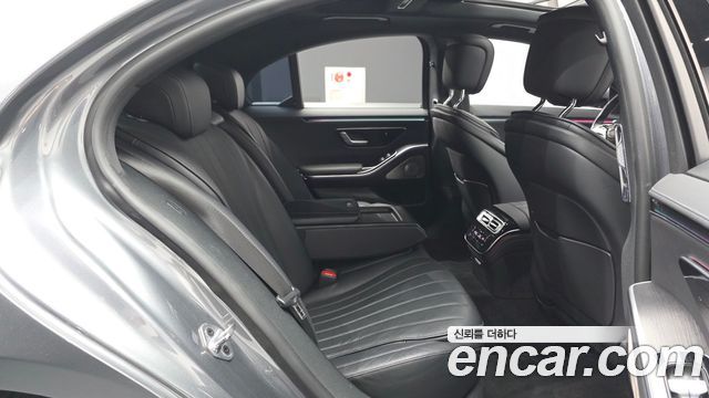 Mercedes-Benz S-Class (W223) S350 d 2022 — фото 12