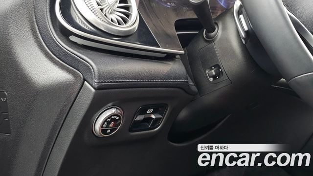 Mercedes-Benz EQS SUV (X296) EQS580 4MATIC 2023 — фото 29