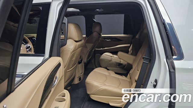 Cadillac Escalade 6.2 4th 2020 — фото 12