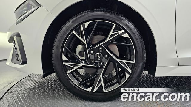 Kia K5 (III) 2.0 Prestige 2024 — фото 5
