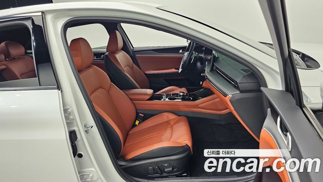 Kia K5 (III) 2.0 Prestige 2024 — фото 32
