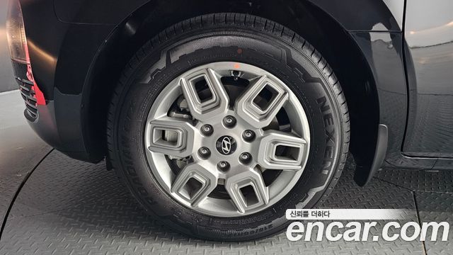 Hyundai Staria HEV 1.6 Cargo 5-Seater Modern 2025 — фото 5
