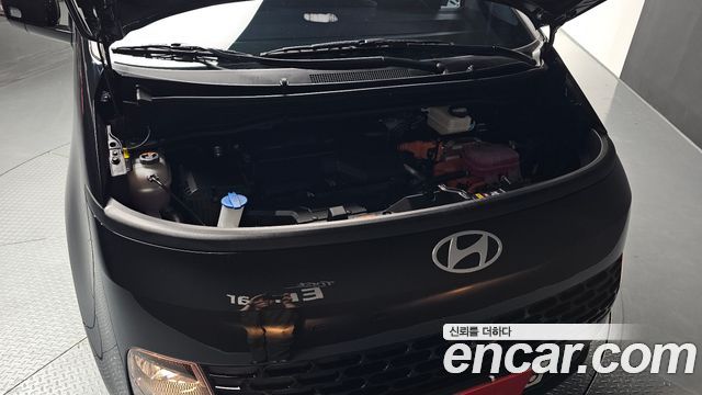 Hyundai Staria HEV 1.6 Cargo 5-Seater Modern 2025 — фото 6