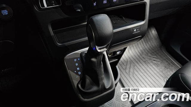 Hyundai Staria HEV 1.6 Cargo 5-Seater Modern 2025 — фото 9