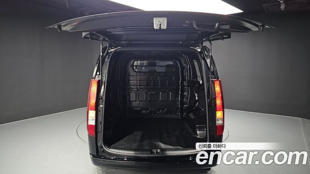 Hyundai Staria HEV 1.6 Cargo 5-Seater Modern 2025 — фото 24