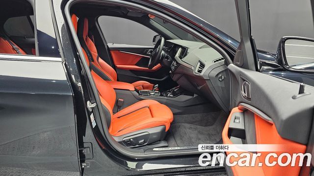 BMW 1 Series (F40) M135i xDrive 2024 — фото 11