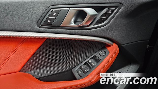 BMW 1 Series (F40) M135i xDrive 2024 — фото 28