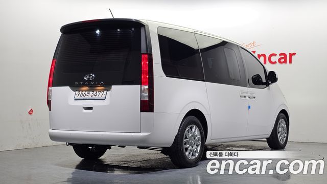 Hyundai Staria L3.5 Cargo 5-Seater Modern 2024 — фото 2