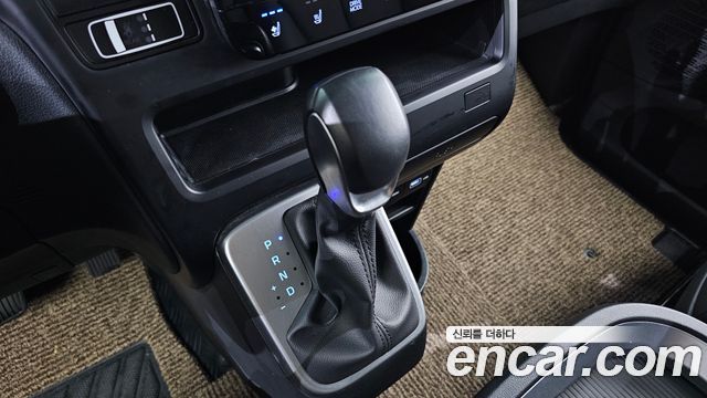 Hyundai Staria L3.5 Cargo 5-Seater Modern 2024 — фото 9
