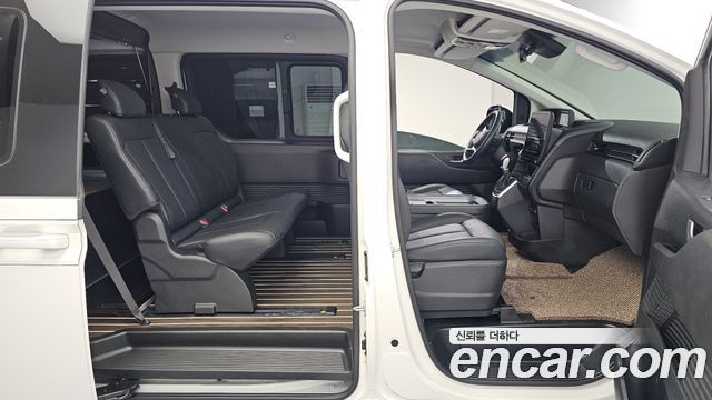 Hyundai Staria L3.5 Cargo 5-Seater Modern 2024 — фото 11