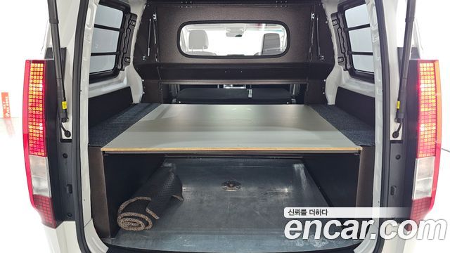 Hyundai Staria L3.5 Cargo 5-Seater Modern 2024 — фото 18