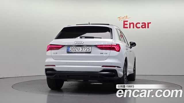 Audi Q3 (F3) 35 TDI Premium 2023 — фото 4