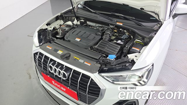 Audi Q3 (F3) 35 TDI Premium 2023 — фото 6