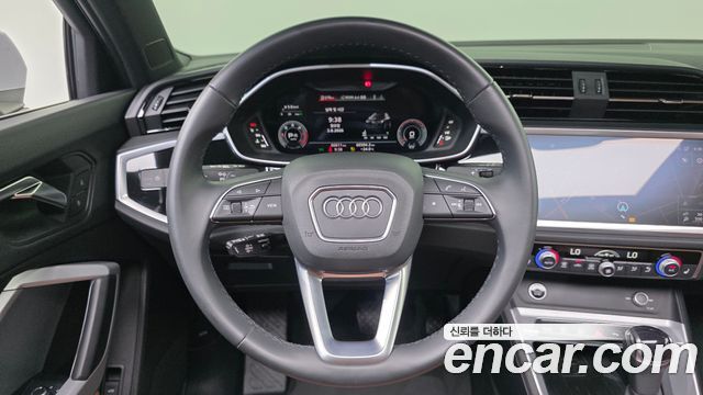 Audi Q3 (F3) 35 TDI Premium 2023 — фото 15