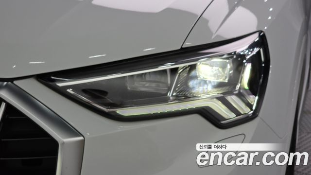 Audi Q3 (F3) 35 TDI Premium 2023 — фото 22