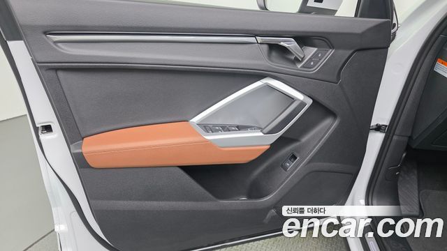 Audi Q3 (F3) 35 TDI Premium 2023 — фото 24