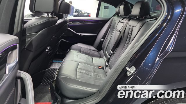BMW 5 Series (G30) 520i M Sport 2020 — фото 11