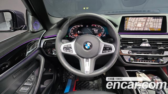 BMW 5 Series (G30) 520i M Sport 2020 — фото 13
