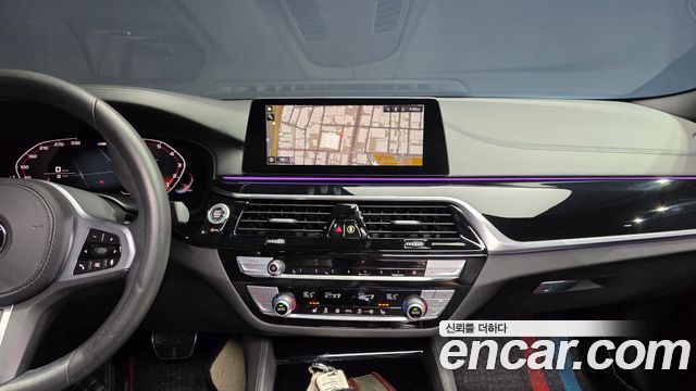 BMW 5 Series (G30) 520i M Sport 2020 — фото 16